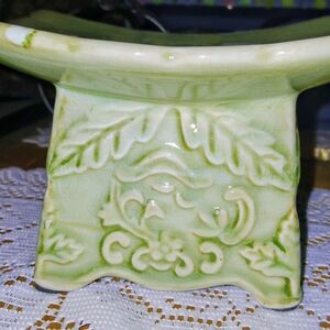 Japanese Weekend Green Ceramic Stand